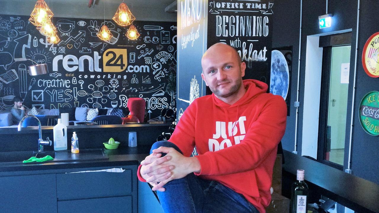 Florian Bremer vom Berliner Startup "SPRT": Anfangs tüftelten er und seine Kollegen noch in einer Privatwohnung. Florian Bremer vom Berliner Startup "SPRT": Anfangs tüftelten er und seine Kollegen noch in einer Privatwohnung.
