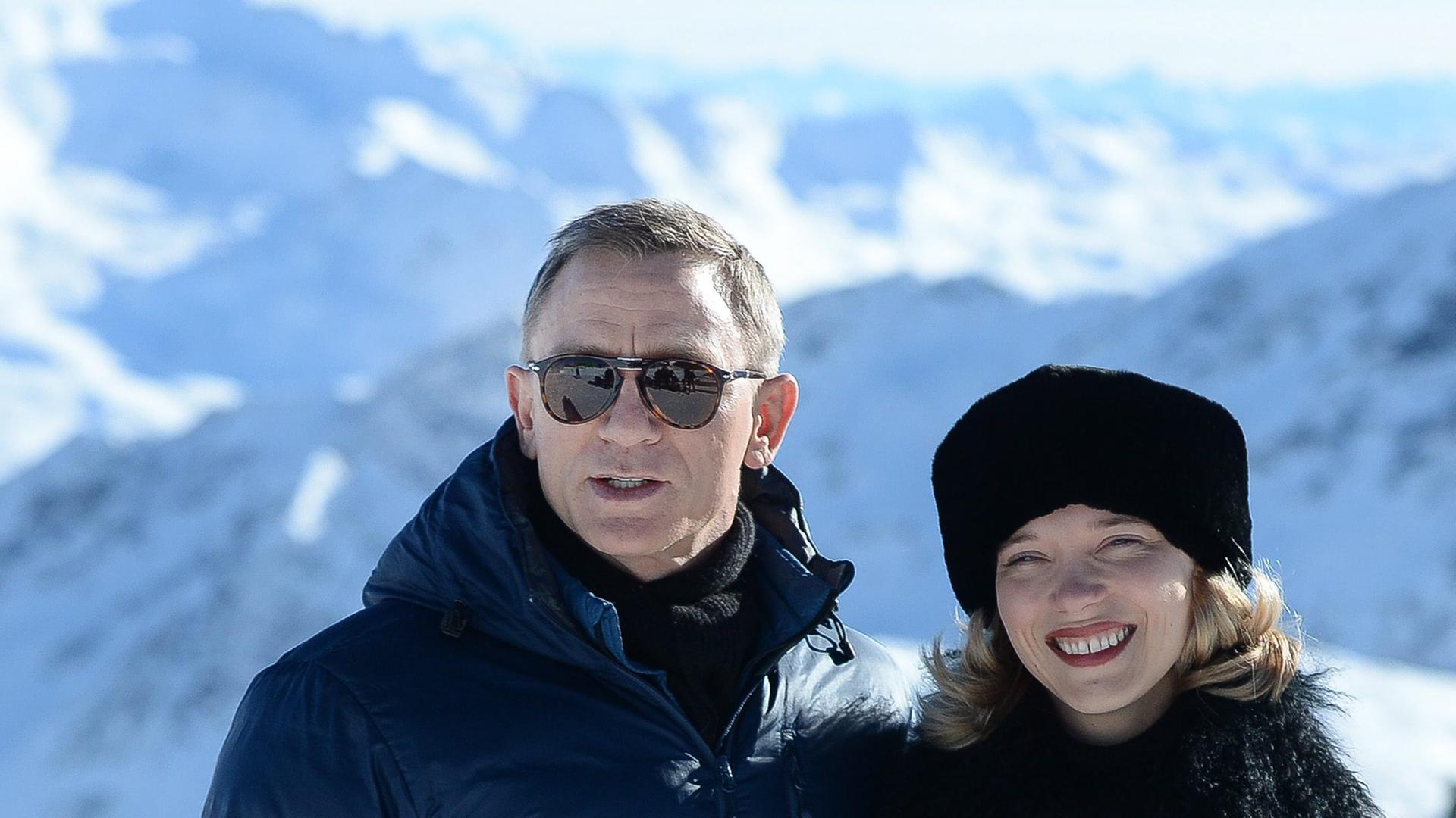 Daniel Craig und Lea Seydoux bei den Dreharbeiten in Sölden. Daniel Craig und Lea Seydoux bei den Dreharbeiten in Sölden.