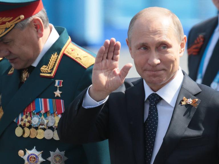 Wladimir Putin bei der Militärparade zum Gedenken an das Ende des Zweiten Weltkriegs, 9. Mai 2015.