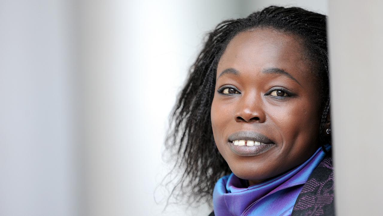 Die Schriftstellerin Fatou Diome. Die Schriftstellerin Fatou Diome.