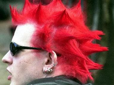 Ein Punker bei den so genannten Chaos-Tage in Hannover im Jahr 2000 Ein Punker bei den so genannten Chaos-Tage in Hannover im Jahr 2000