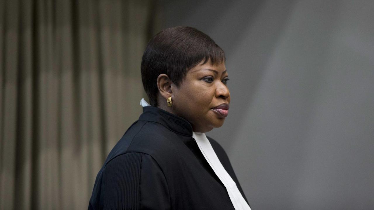 Staatsanwältin Fatou Bensouda im Gerichtssaal am Internationalen Gerichtshof in Den Haag, Niederlande. Staatsanwältin Fatou Bensouda im Gerichtssaal am Internationalen Gerichtshof in Den Haag, Niederlande.