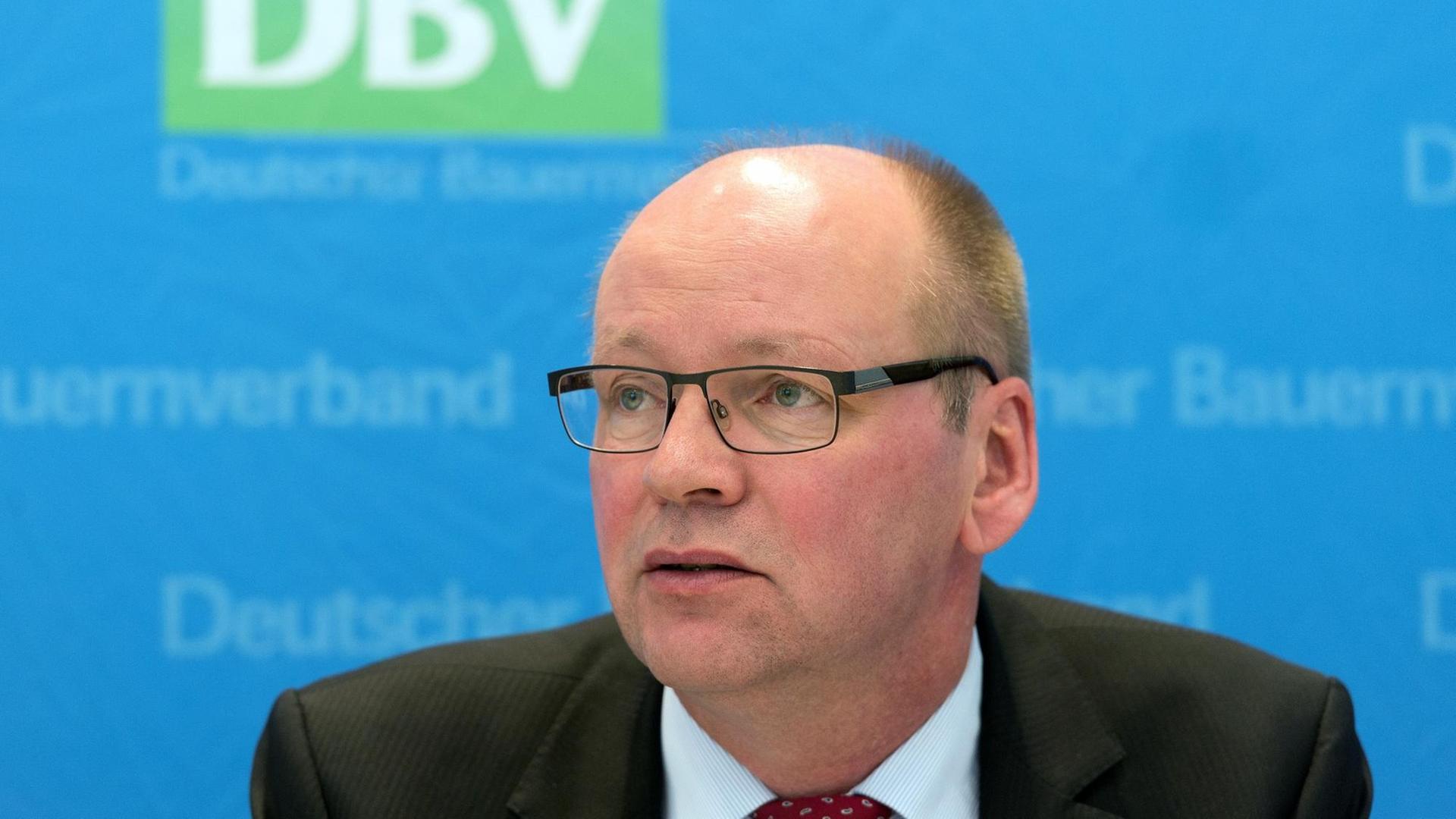 Bernhard Krüsken, Generalsekretär des Deutschen Bauernverbands, auf einer Pressekonferenz am 28.06.2016 in Hannover. Bernhard Krüsken, Generalsekretär des Deutschen Bauernverbands, auf einer Pressekonferenz am 28.06.2016 in Hannover.