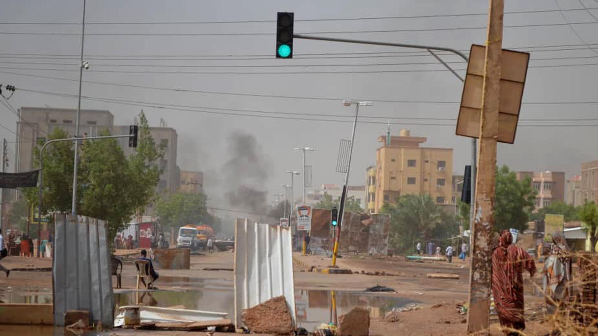 Im Sudan gehen Sicherheitskräfte gegen Demonstranten vor. Im Sudan gehen Sicherheitskräfte gegen Demonstranten vor.