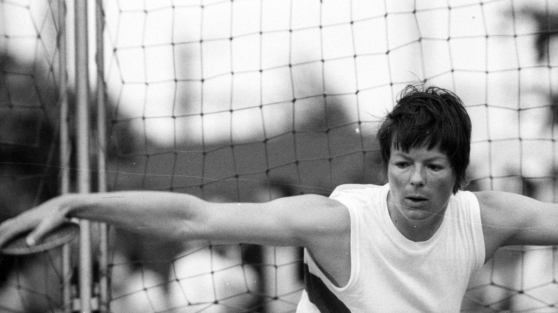 Diskuswerferin Brigitte Berendonk kritisierte als eine der ersten lautstark Doping im Leistungssport Diskuswerferin Brigitte Berendonk kritisierte als eine der ersten lautstark Doping im Leistungssport