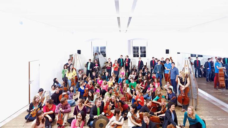 Gruppenbild der Jungen Deutschen Philharmonie Gruppenbild der Jungen Deutschen Philharmonie