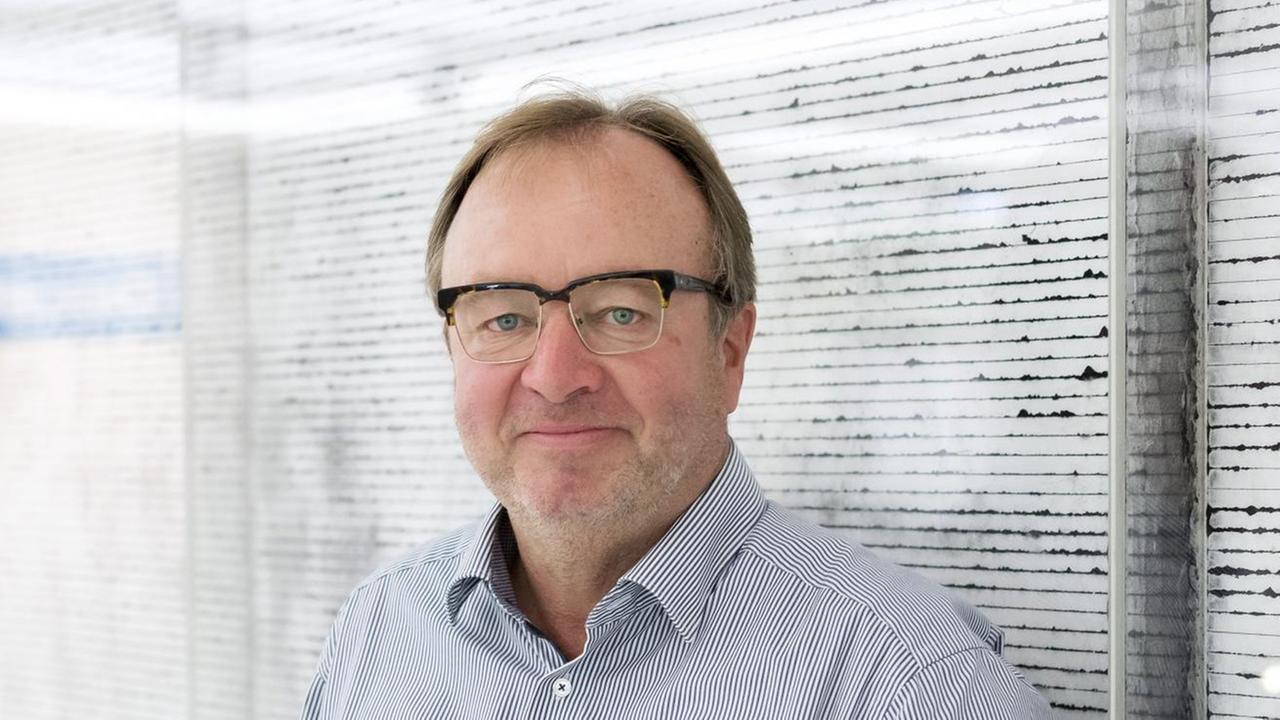 Friedbert Meurer, Leiter der Abteilung Aktuelles, beim Deutschlandfunk im Funkhaus Köln Friedbert Meurer, Leiter der Abteilung Aktuelles, beim Deutschlandfunk im Funkhaus Köln