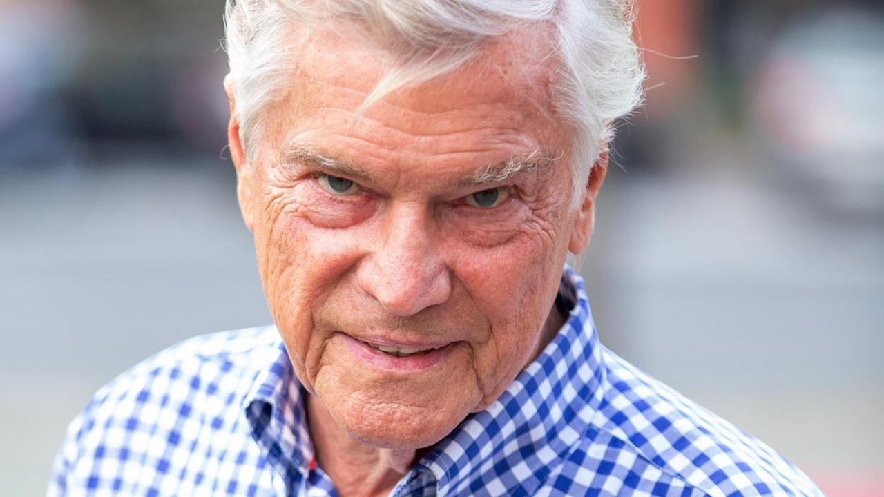 Porträt des Schauspielers und Kabarettisten Jochen Busse, 9. August 2020, Berlin. Porträt des Schauspielers und Kabarettisten Jochen Busse, 9. August 2020, Berlin.