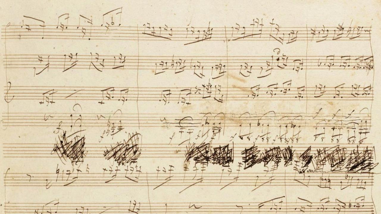 Ein Autograph von Ludwig van Beethoven. Es sind Skizzen zu seiner Großen Fuge B-Dur für Streichquartett.