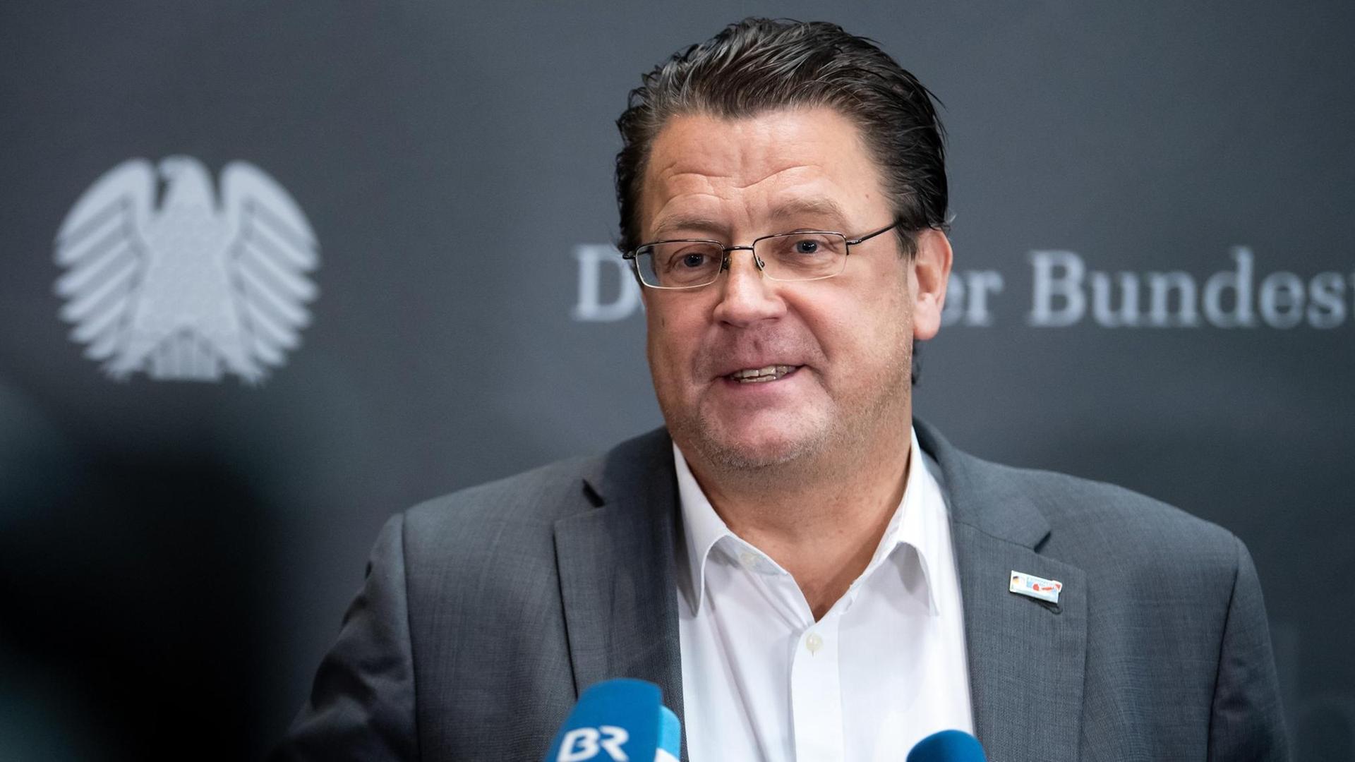 Stephan Brandner ist als Vorsitzender des Rechtsausschusses abgewählt worden. Stephan Brandner ist als Vorsitzender des Rechtsausschusses abgewählt worden.
