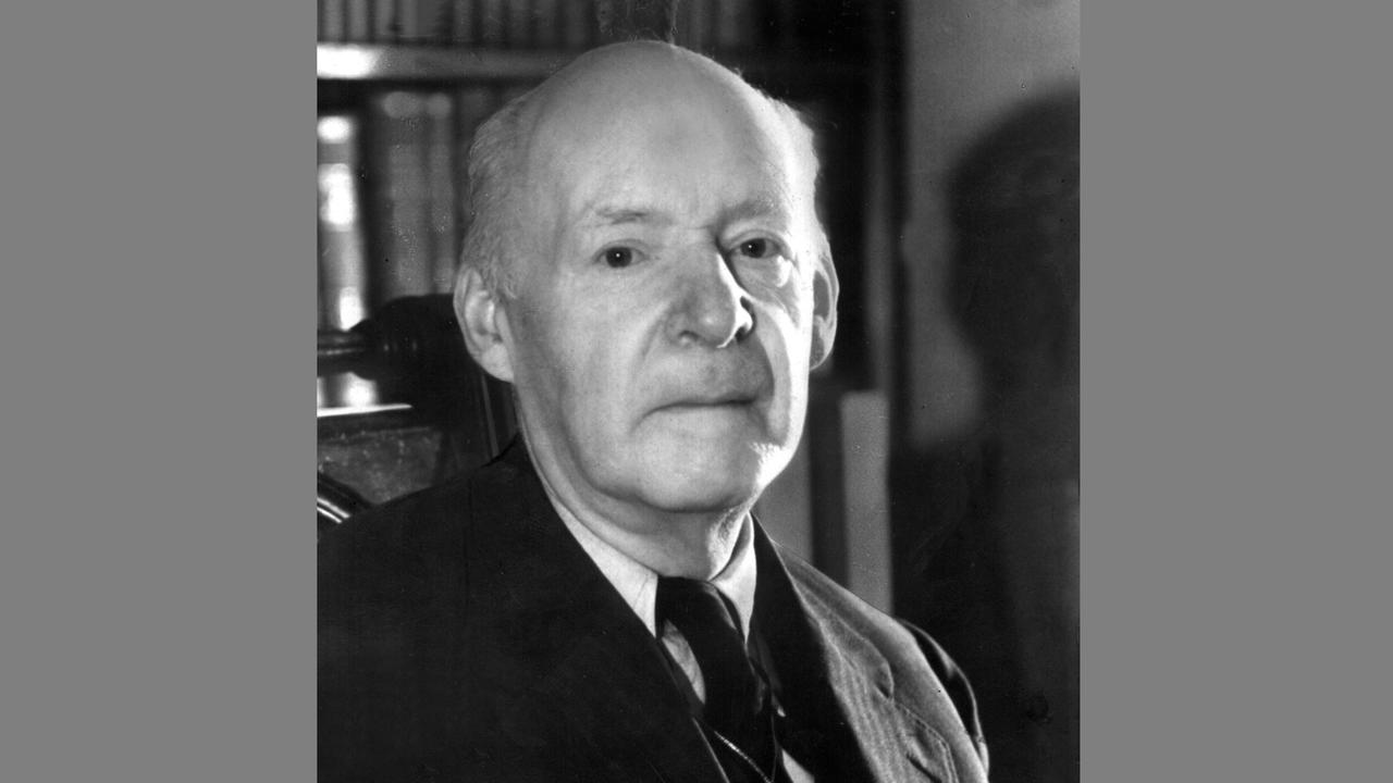 Der Rechtsphilosoph, Strafrechtslehrer und SPD-Politiker, Reichsjustizminister 1921-22 und erneut 1923, Gustav Radbruch (1878-1949), in einer zeitgenössischen Aufnahme Der Rechtsphilosoph, Strafrechtslehrer und SPD-Politiker, Reichsjustizminister 1921-22 und erneut 1923, Gustav Radbruch (1878-1949), in einer zeitgenössischen Aufnahme