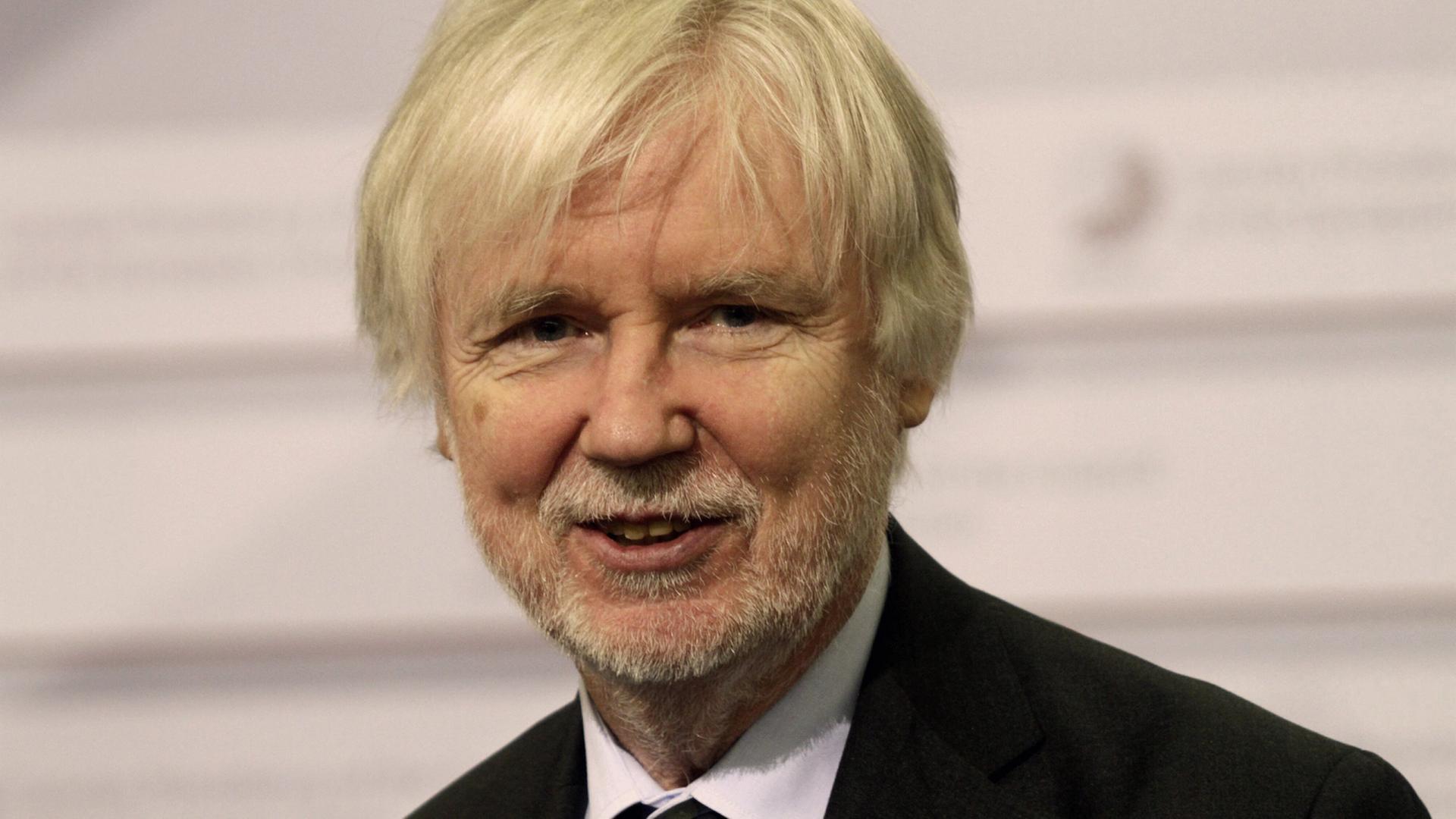 Der damalige Außenminister Finnlands Erkki Tuomioja bei einem Treffen am 6.3.2017 mit EU-Kollegen in der lettischen Hauptstadt Riga Der damalige Außenminister Finnlands Erkki Tuomioja bei einem Treffen am 6.3.2017 mit EU-Kollegen in der lettischen Hauptstadt Riga
