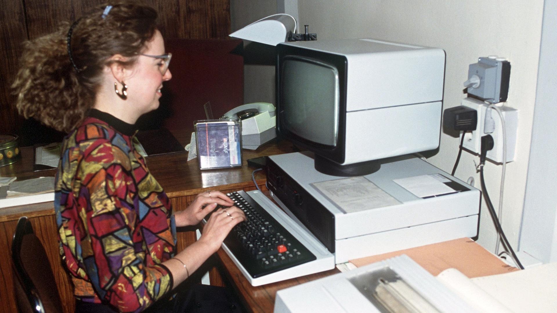 Robotron Computer vom Typ PC 1715 Robotron Computer vom Typ PC 1715
