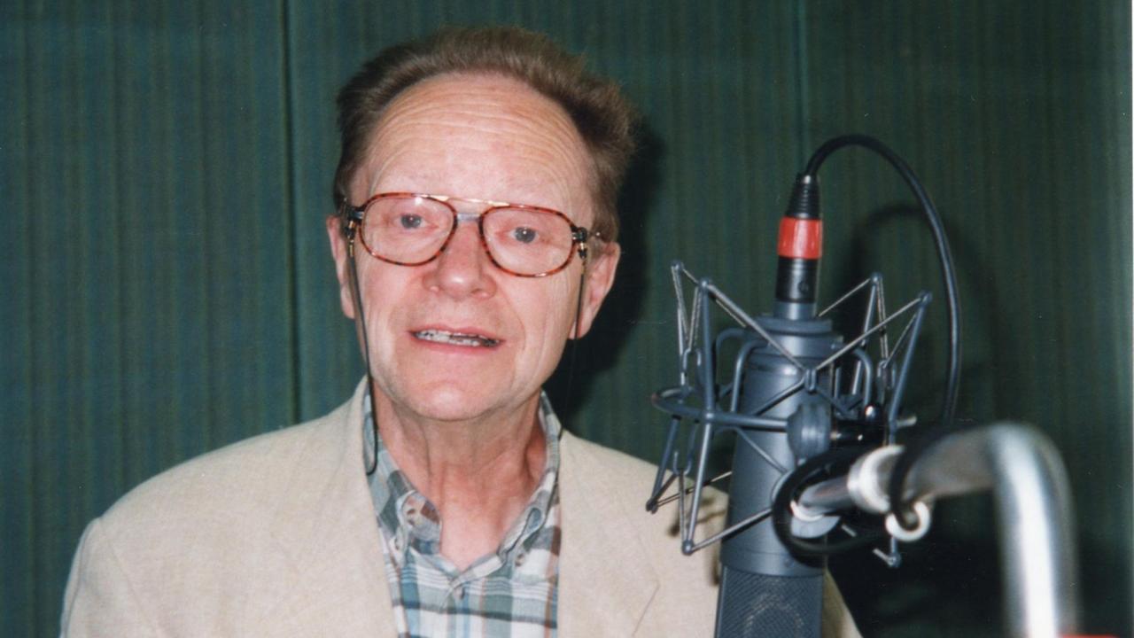 Der Belgische Komponist 1999 beim Studiogespräch in Brüssel Der Belgische Komponist 1999 beim Studiogespräch in Brüssel