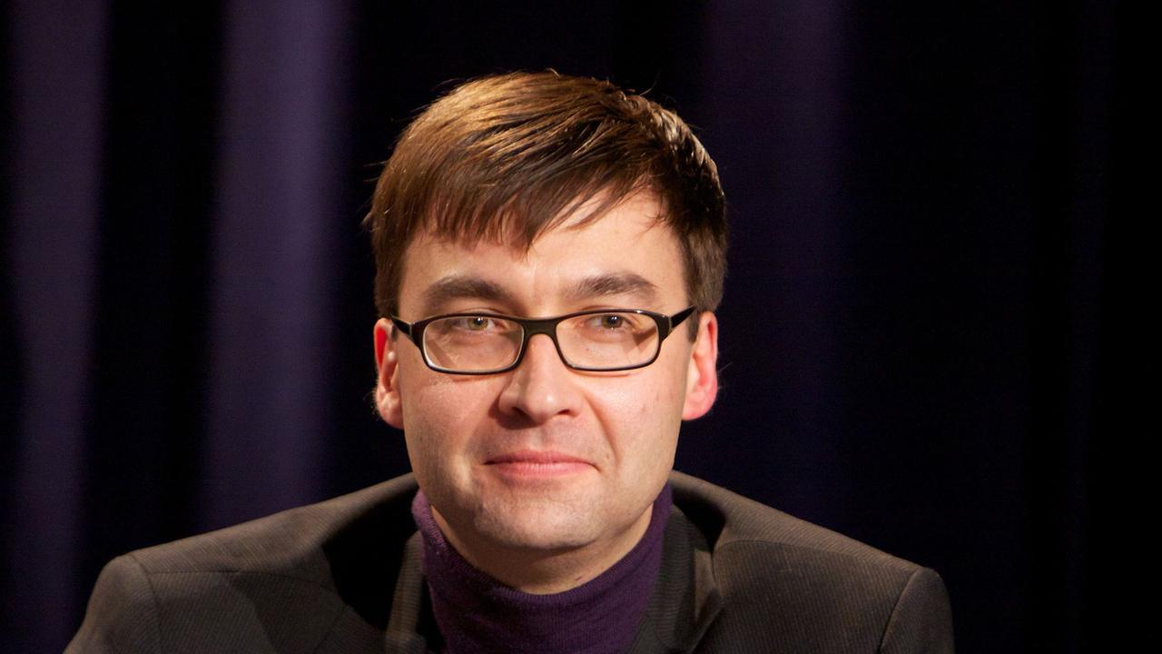 Alexander Kissler, deutscher Literatur- und Medienwissenschaftler, Kulturjournalist, Moderator und Sachbuchautor. Alexander Kissler, deutscher Literatur- und Medienwissenschaftler, Kulturjournalist, Moderator und Sachbuchautor.