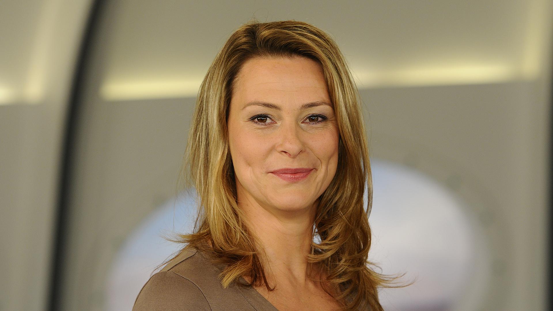 ARD-Moderatorin Anja Reschke forderte in den "Tagesthemen" Engagement gegen rechte Hetzer. ARD-Moderatorin Anja Reschke forderte in den "Tagesthemen" Engagement gegen rechte Hetzer.