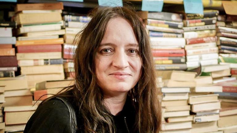Die Historikerin Jutta Braun, Wissenschaftliche Mitarbeiterin in Ihrem Büro beim Zentrum für Zeithistorische Forschung in Potsdam. Die Historikerin Jutta Braun, Wissenschaftliche Mitarbeiterin in Ihrem Büro beim Zentrum für Zeithistorische Forschung in Potsdam.