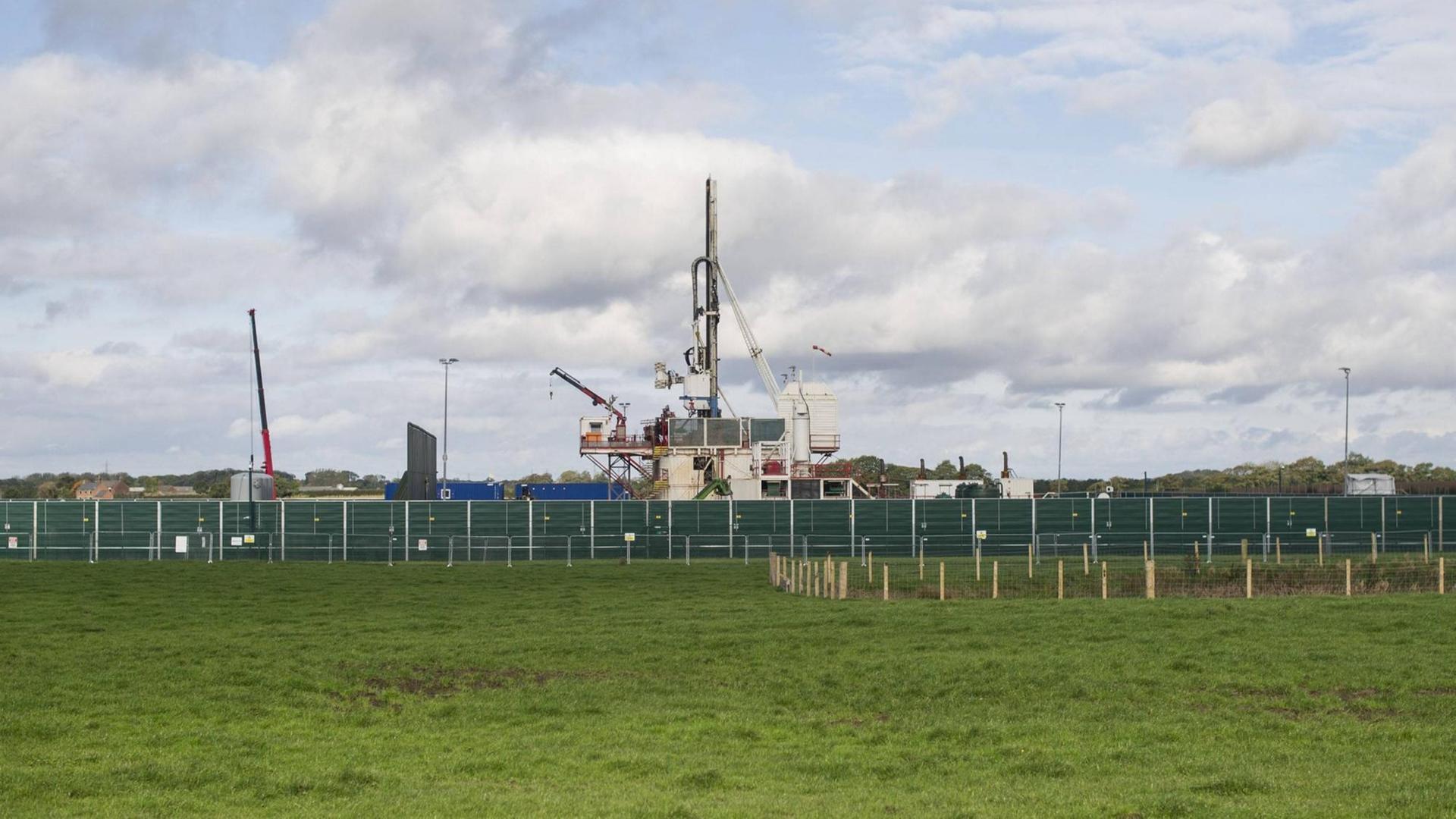 Der einzige aktive Fracking-Standort in Großbritannien befindet sich in Kirkham in Nordengland. Dort bohrt die Firma Cuadrilla Resources Limited bohrt nach Öl und Gas. Der einzige aktive Fracking-Standort in Großbritannien befindet sich in Kirkham in Nordengland. Dort bohrt die Firma Cuadrilla Resources Limited bohrt nach Öl und Gas.
