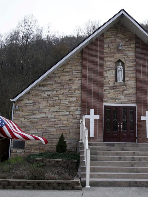 Eine Kirche in Whitesville, West Virginia, USA
