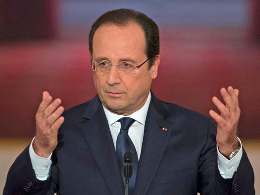 Francois Hollande bei der Pressekonferenz in Paris