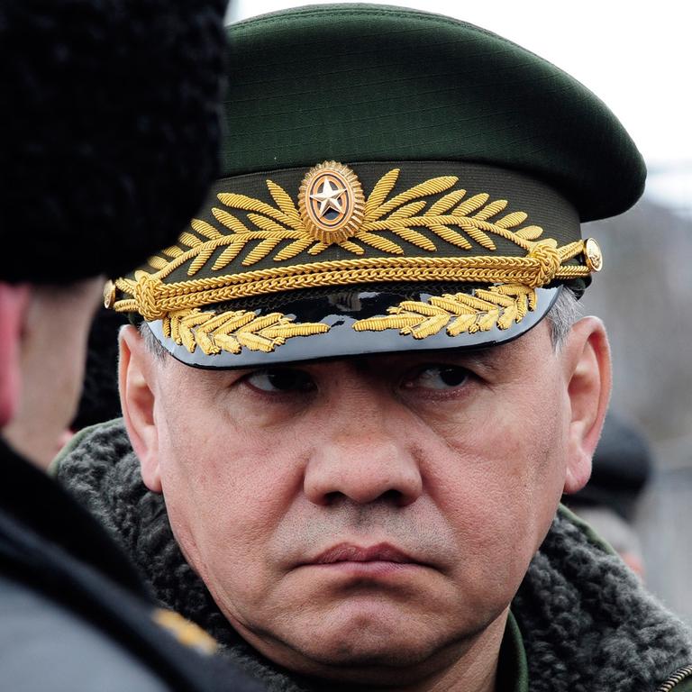 Russlands Verteidigungsminister Shoigu verkündet neue Manöver an der Grenze zur Ukraine Russlands Verteidigungsminister Shoigu verkündet neue Manöver an der Grenze zur Ukraine