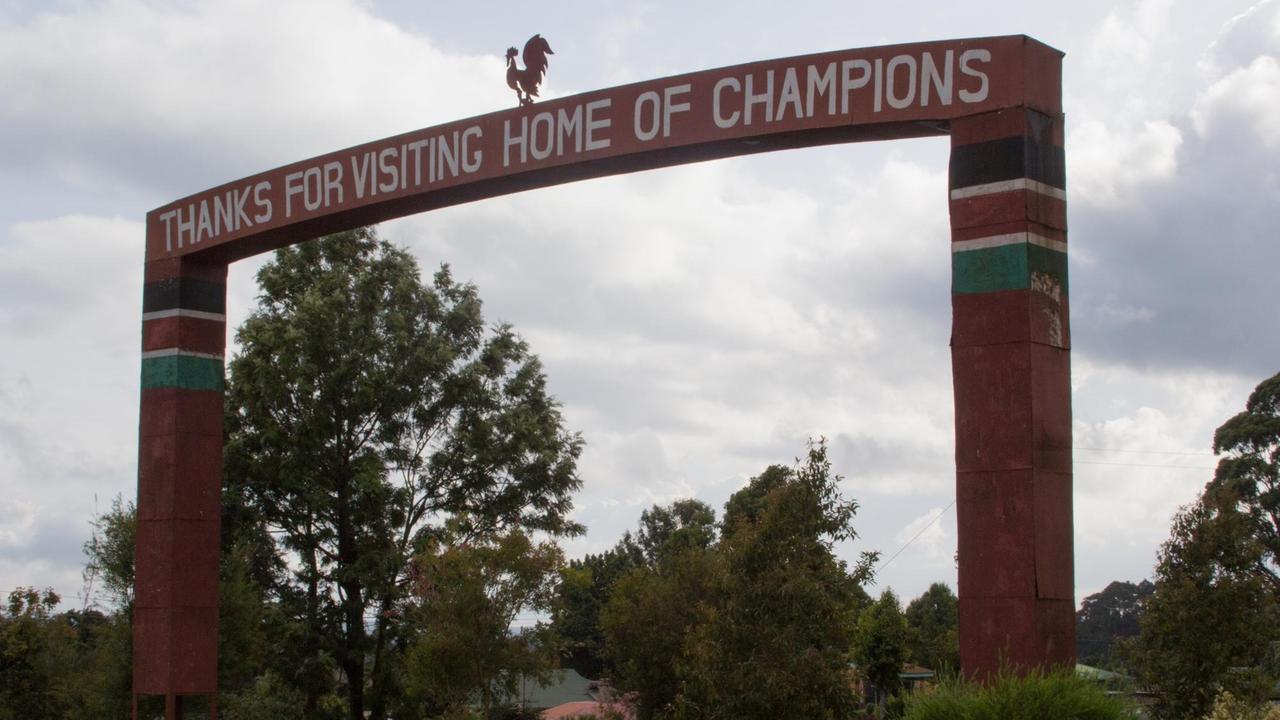 Ein Torbogen mit der Aufschrift: "Thanks for visiting home of champions". Ein Torbogen mit der Aufschrift: "Thanks for visiting home of champions".