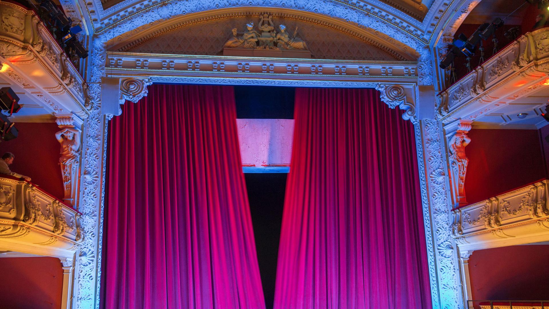 Mecklenburgische Staatstheater Mecklenburgische Staatstheater