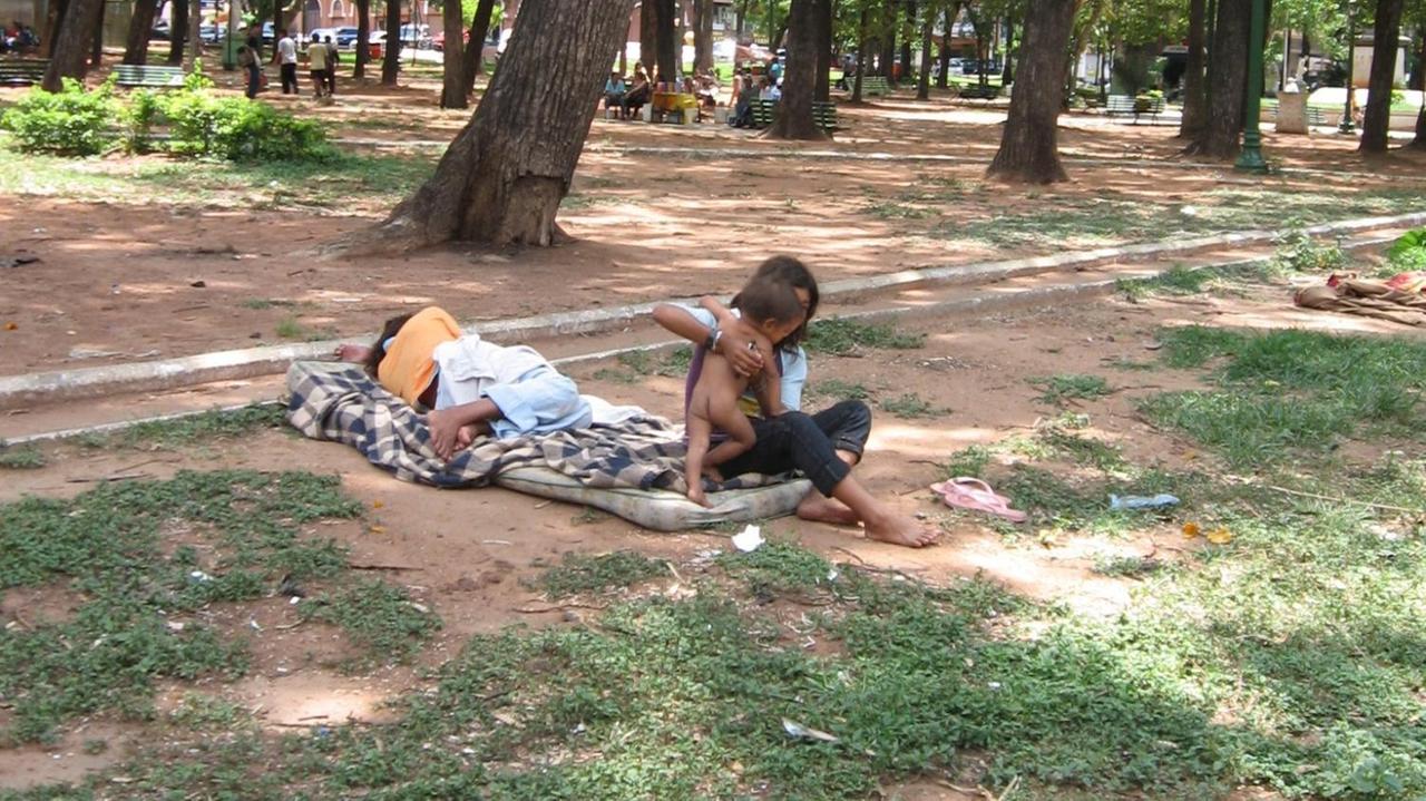 Guarani auf einer Plaza. Guarani auf einer Plaza.