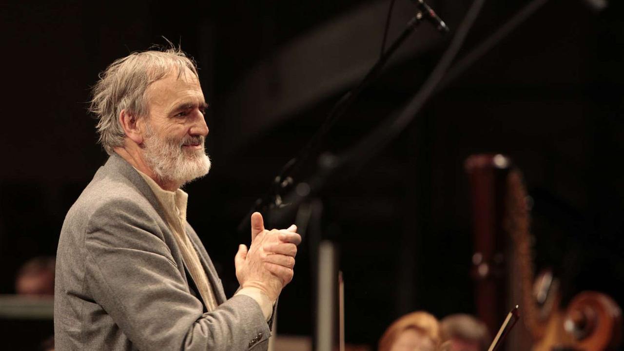 Der Komponist Helmut Lachenmann Der Komponist Helmut Lachenmann