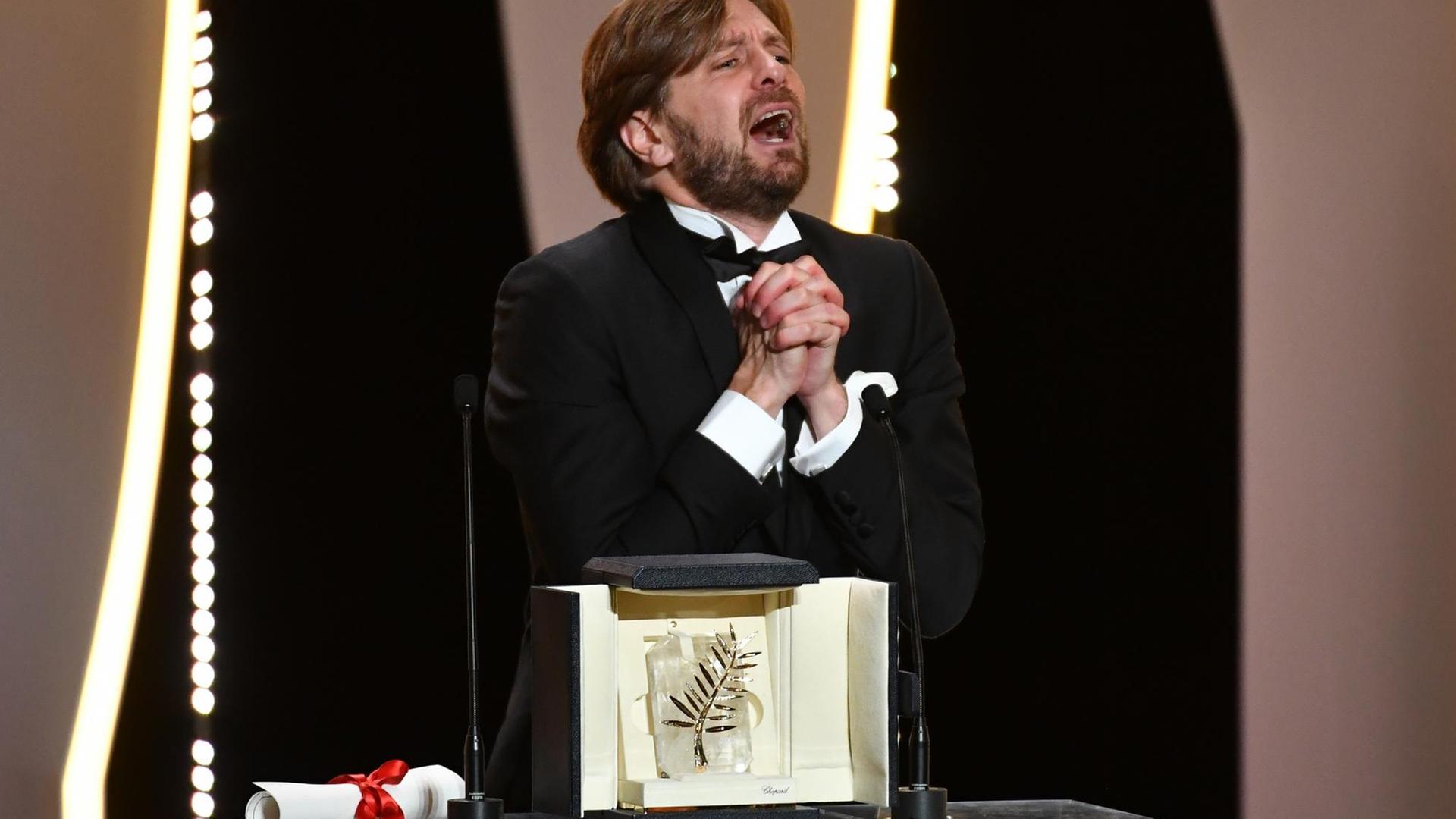 Ruben Östlunds "The Square" gewinnt in Cannes die Goldene Palme (28. Mai 2017) Ruben Östlunds "The Square" gewinnt in Cannes die Goldene Palme (28. Mai 2017)