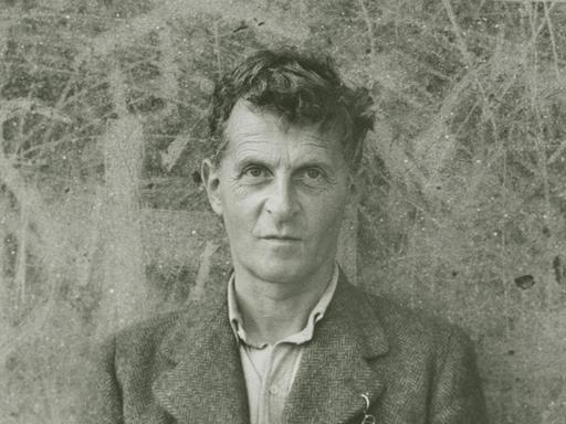 Ludwig Wittgenstein, fotografiert unter seiner eigenen Anleitung vom Freund Ben Richards im September 1947 in Swansea, Südwales (Großbritannien).
