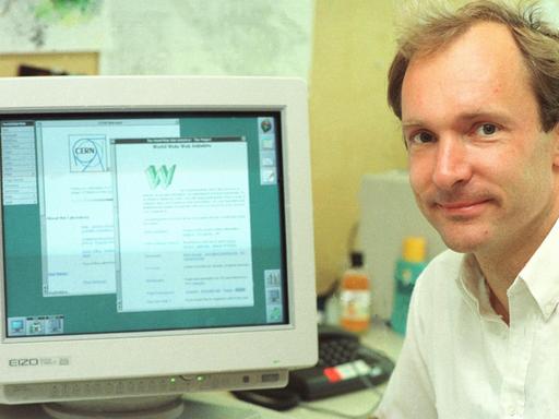 Tim Berners-Lee bei CERN in Genf (Archivfoto vom 11.06.1994).