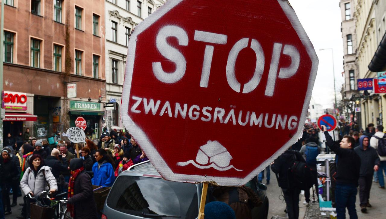 Demonstration gegen Zwangsräumungen in Berlin-Kreuzberg.