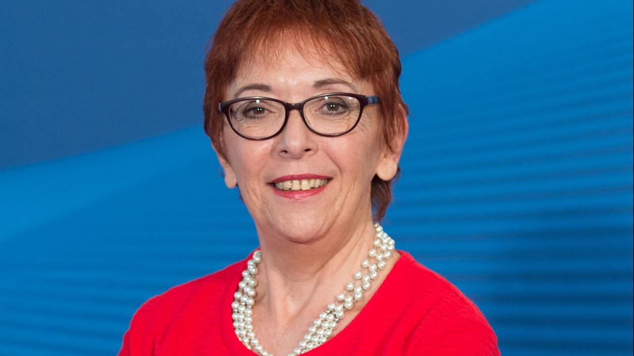 Die frühere Politikerin und heutige Buchautorin Lale Akgün Die frühere Politikerin und heutige Buchautorin Lale Akgün