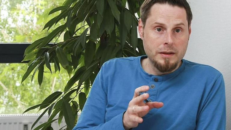 Drogenberater Arthur Coffin leitet die Suchtberatungsstelle "Log in" im Berliner Bezirk Charlottenburg-Wilmersdorf Drogenberater Arthur Coffin leitet die Suchtberatungsstelle "Log in" im Berliner Bezirk Charlottenburg-Wilmersdorf