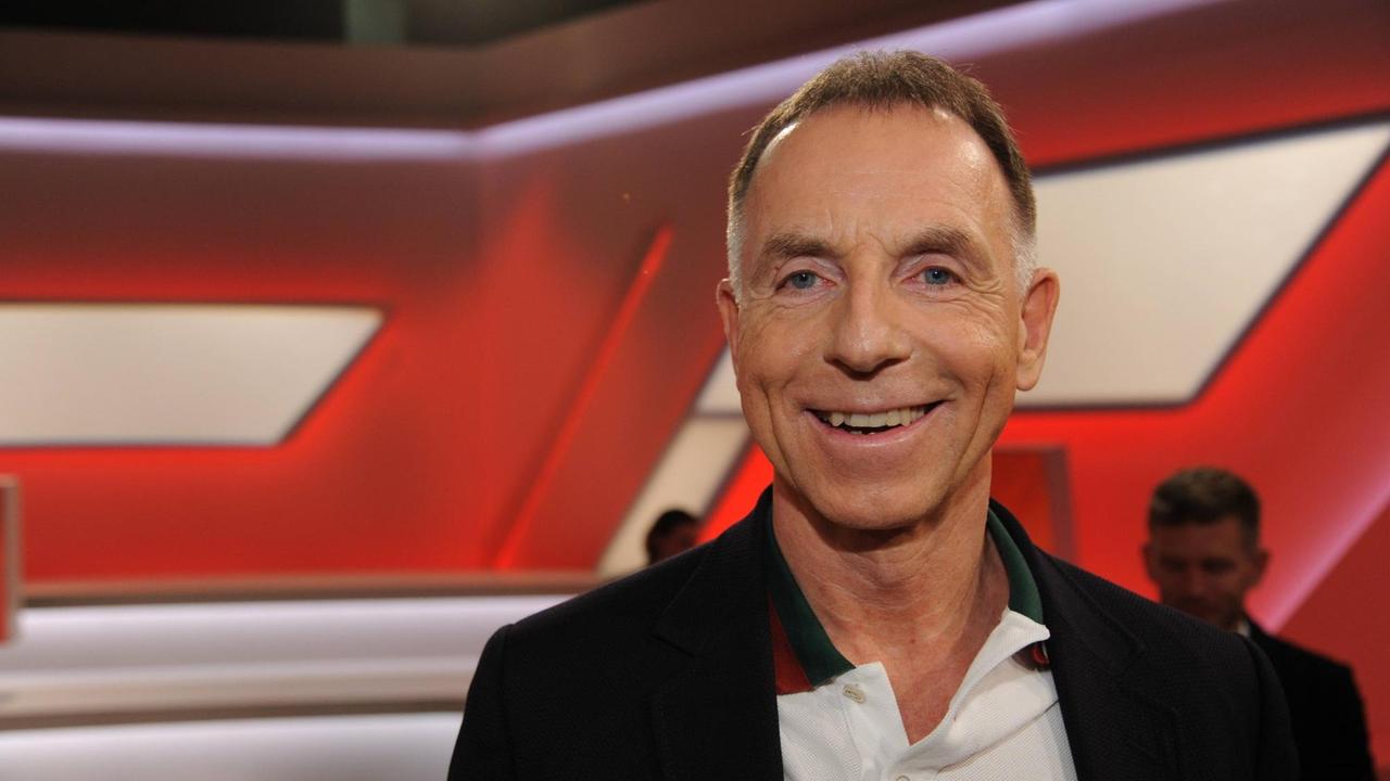 Der Investor und Reichtumsforscher Rainer Zitelmann zu Gast in der ARD Talkshow Maischberger. Der Investor und Reichtumsforscher Rainer Zitelmann zu Gast in der ARD Talkshow Maischberger.