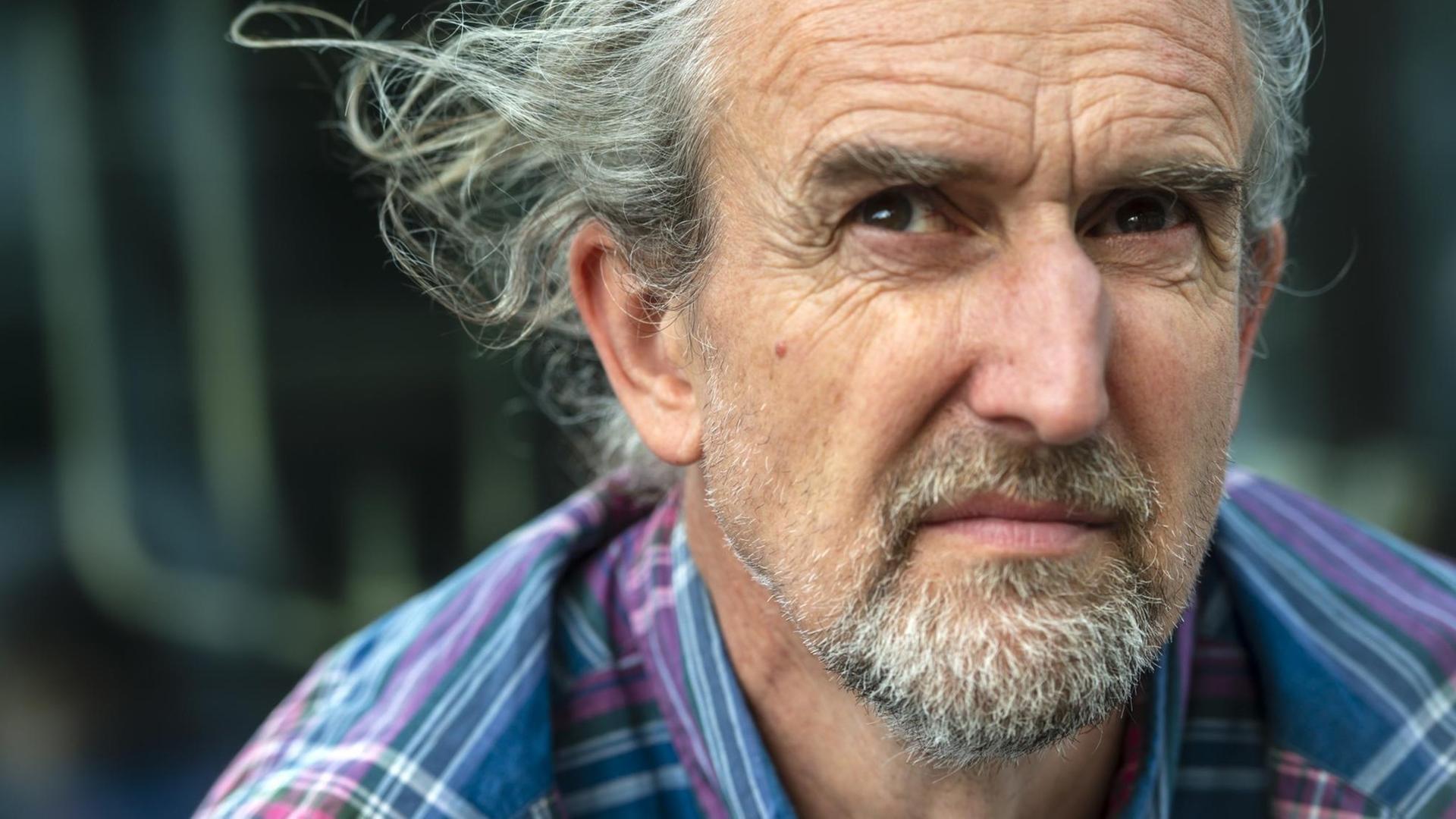 Das Foto zeigt den Klimaaktivisten Roger Hallam, der die Bewegung "Extinction Rebellion" mitgegründet hat. Das Foto zeigt den Klimaaktivisten Roger Hallam, der die Bewegung "Extinction Rebellion" mitgegründet hat.