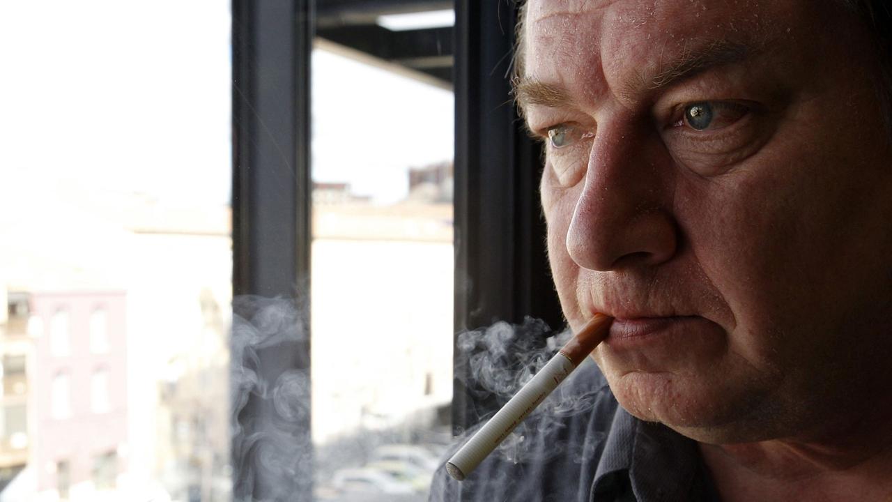 Der finnische Regisseur Aki Kaurismäki in Madrid (Spanien) anlässlich einer Retrospektive seines Werks mit Filmen wie "Leningrad Cowboys Go America" oder "I Hired a Contract Killer" Der finnische Regisseur Aki Kaurismäki in Madrid (Spanien) anlässlich einer Retrospektive seines Werks mit Filmen wie "Leningrad Cowboys Go America" oder "I Hired a Contract Killer"