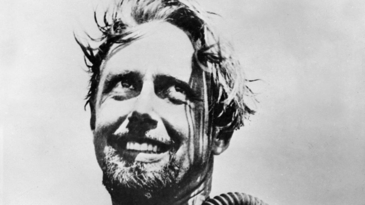 Der österreichische Tier- und Expeditionsfilmer Hans Hass in einer Aufnahme von 1950 Der österreichische Tier- und Expeditionsfilmer Hans Hass in einer Aufnahme von 1950