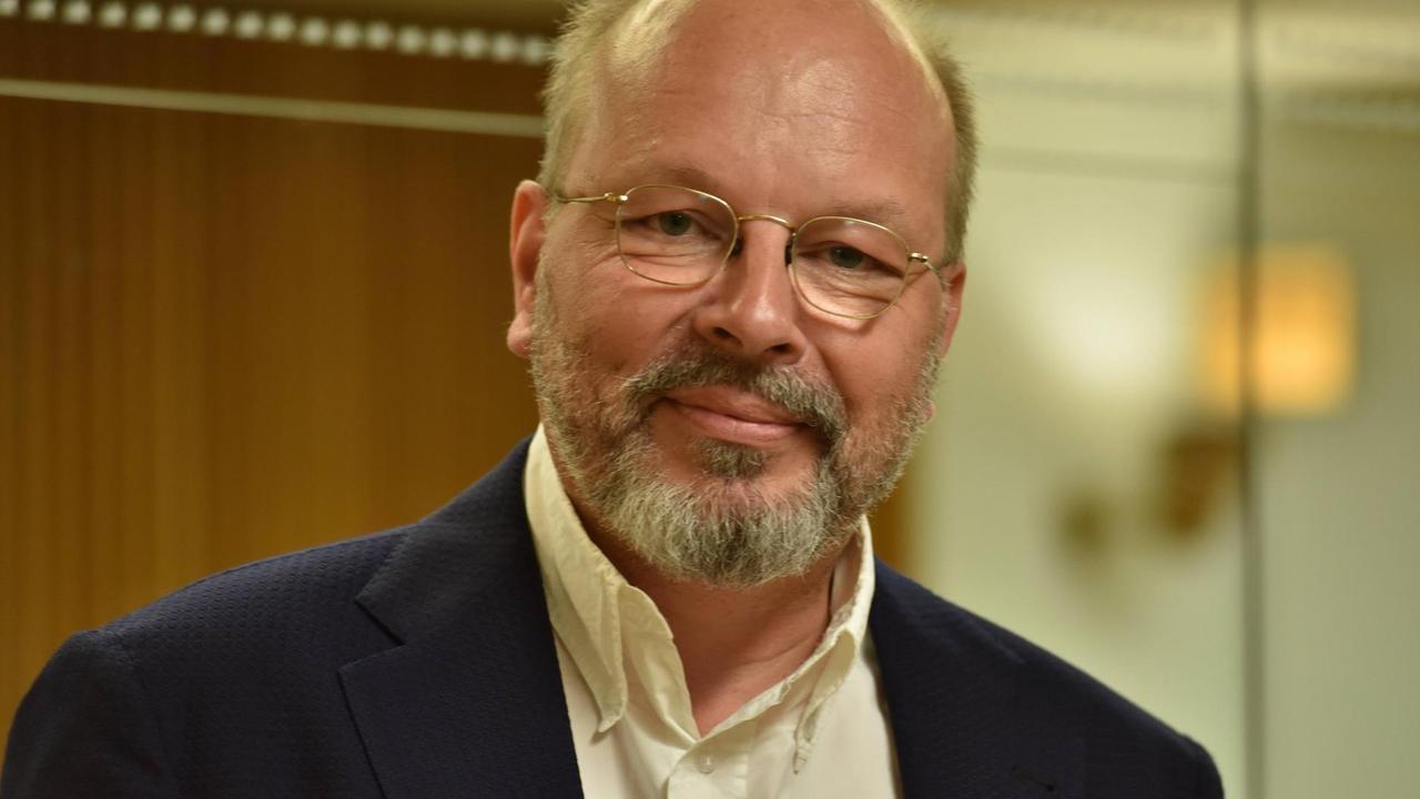 Stefan Gosepath im Porträt Stefan Gosepath im Porträt