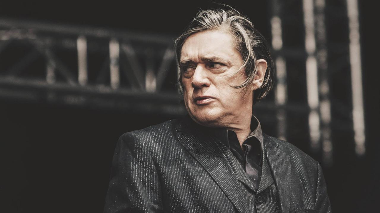 Einsturzende Neubauten live mit Blixa Bargeld in Kopenhagen bei einem Konzert (2018). Einsturzende Neubauten live mit Blixa Bargeld in Kopenhagen bei einem Konzert (2018).