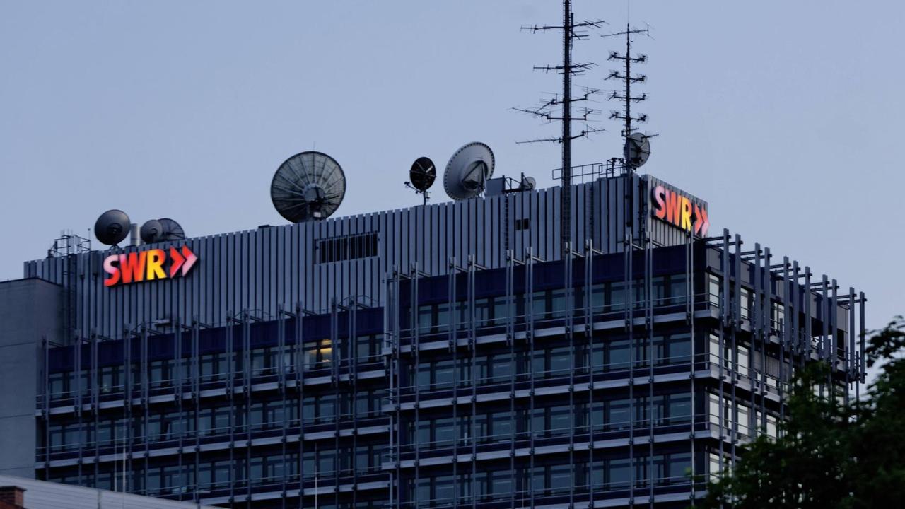 Blick auf das Funkhaus des Südwestrundfunk (SWR) in Stuttgart. Blick auf das Funkhaus des Südwestrundfunk (SWR) in Stuttgart.