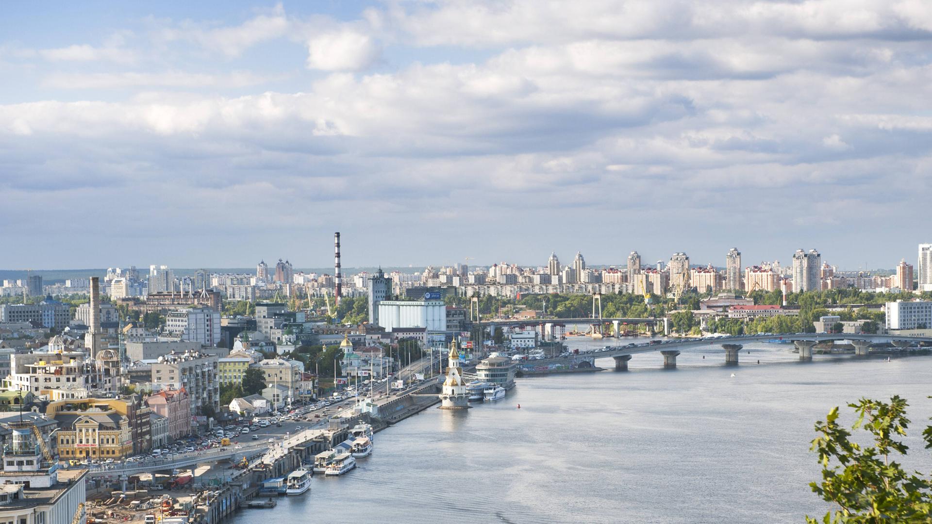 Kiew am Fluss Dnepr.