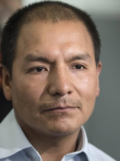 Der peruanische Kleinbauer Saúl Luciano Lliuya verklagt die RWE AG wegen Eigentumsbeeintraechtigung durch CO 2-Ausstoss.