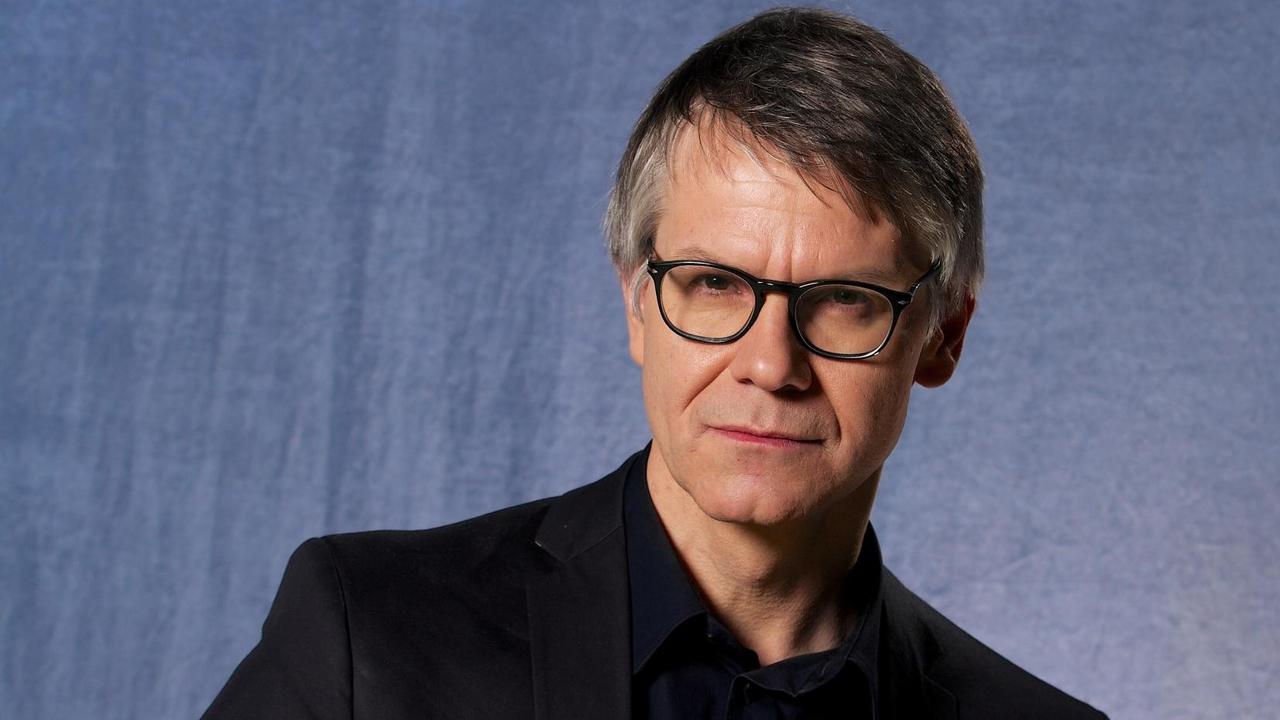 Porträt von Durs Grünbein, Schriftsteller, Autor und Essayist Porträt von Durs Grünbein, Schriftsteller, Autor und Essayist