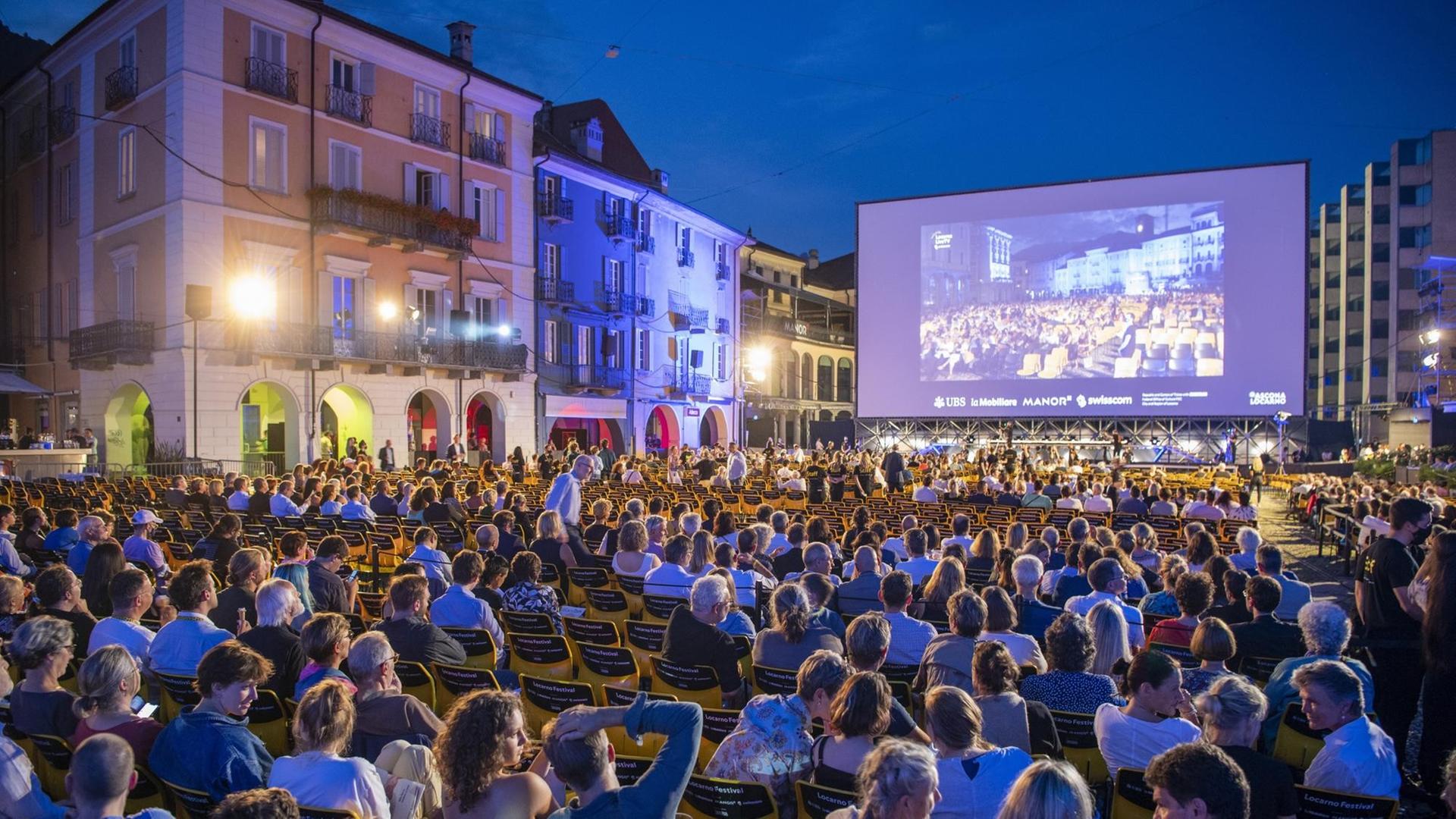 Das Open-Air-Kino in Locarno Das Open-Air-Kino in Locarno
