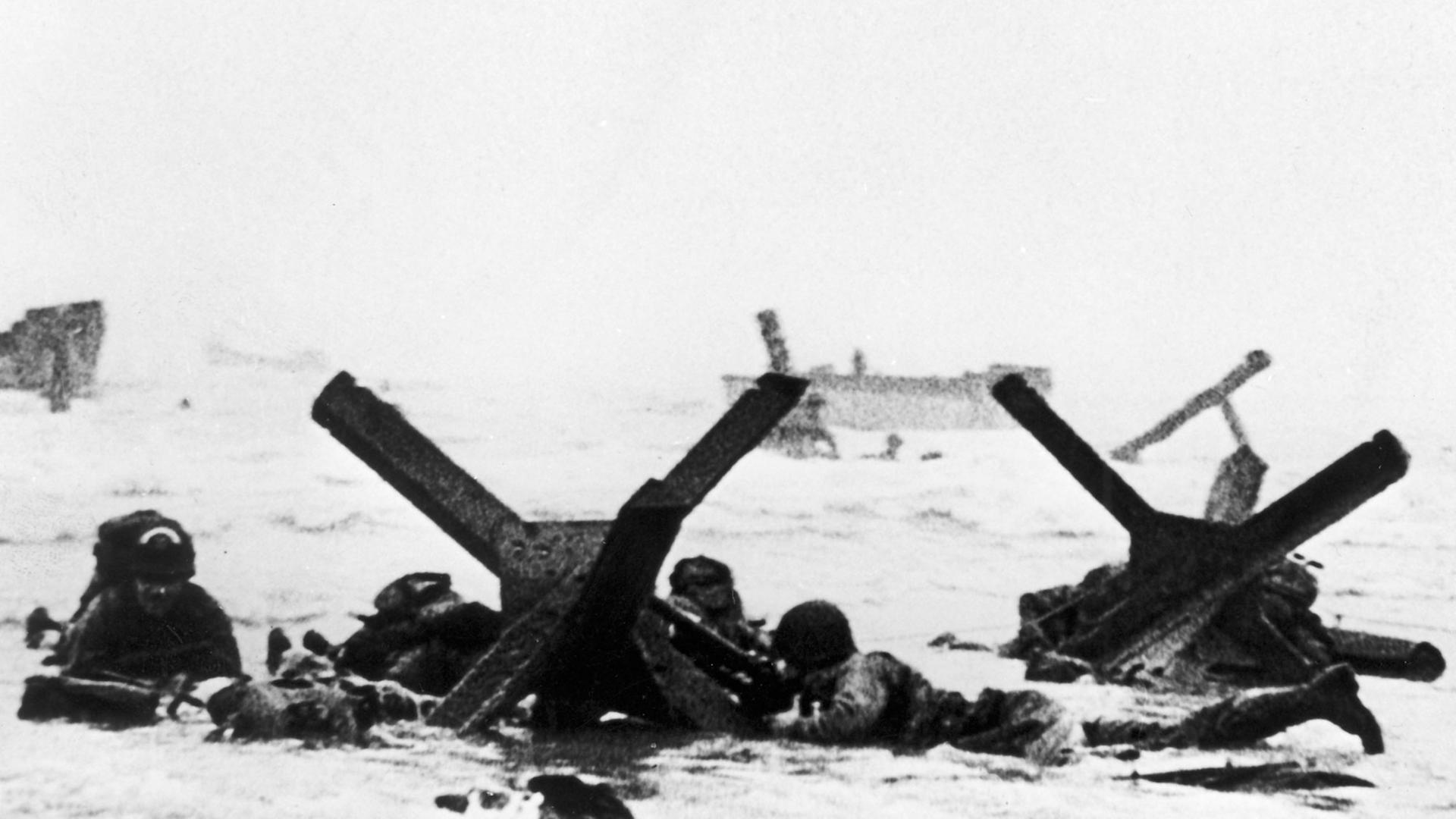 Landung der Invasionstruppen am 6. Juni 1944 in der Normandie Landung der Invasionstruppen am 6. Juni 1944 in der Normandie
