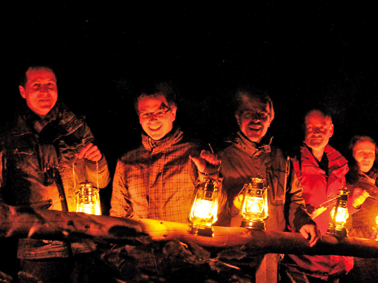 Sauerland - Weihnachtsfeier in der Höhle  deutschlandfunk.de