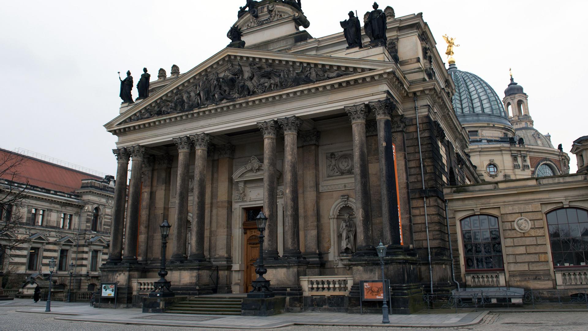 Der Lipsiusbau in Dresden, in dem sich die Kunsthalle befindet (aufgenommen 2015)