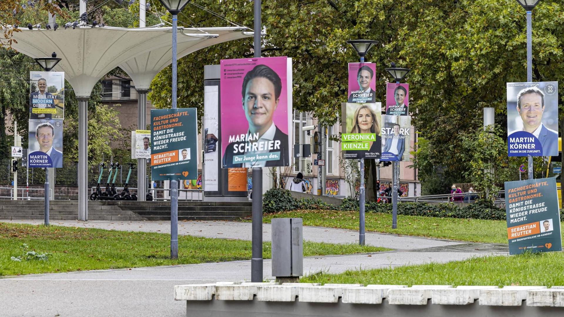 Zahlreiche Wahlplakate für die Oberbürgermeisterwahl am 8. November 2020 sind in Stuttgart zu sehen. Zahlreiche Wahlplakate für die Oberbürgermeisterwahl am 8. November 2020 sind in Stuttgart zu sehen.
